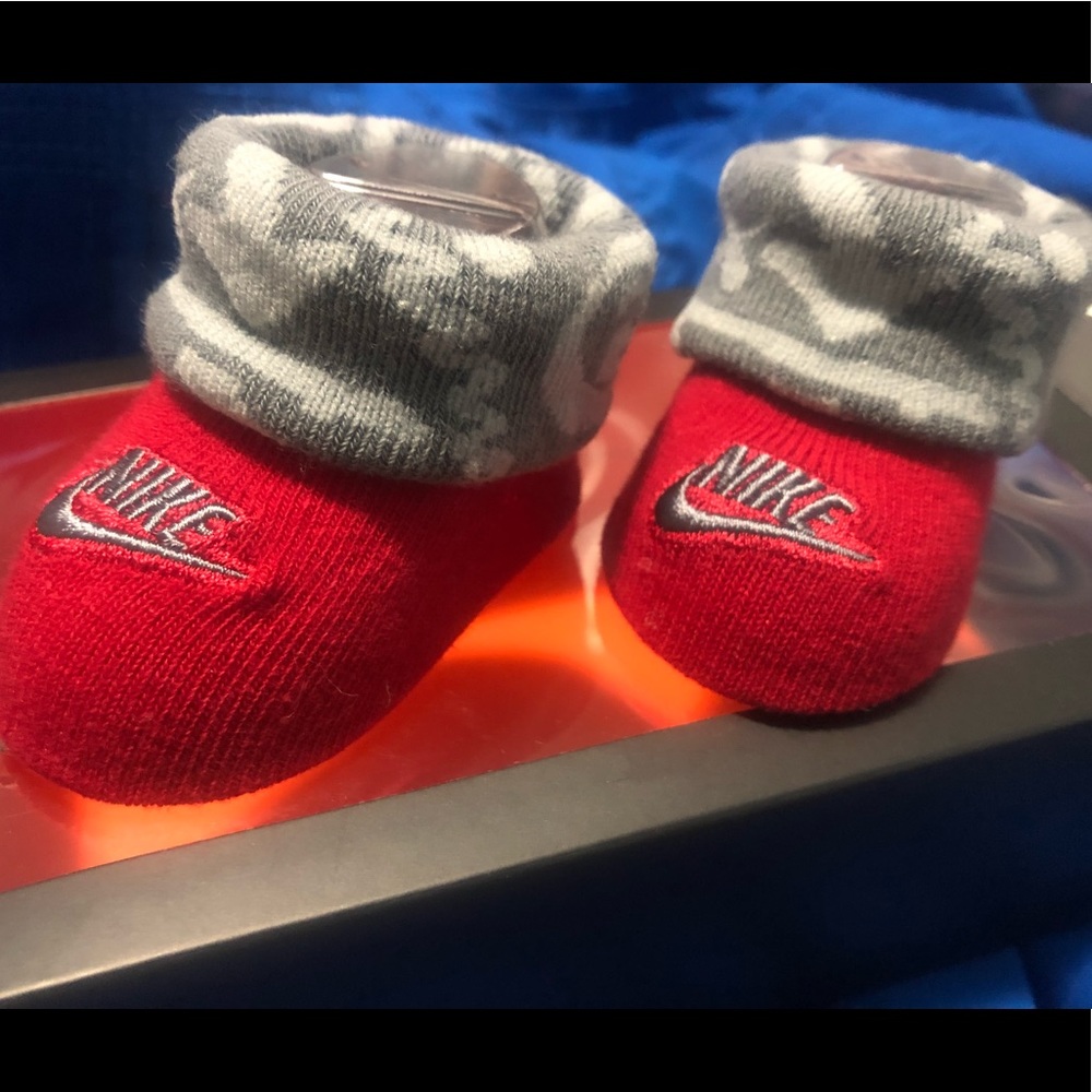 Nike newborn booties